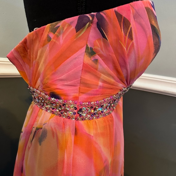 Beaded waist band colorful Wedding or prom dress - Picture 8 of 12